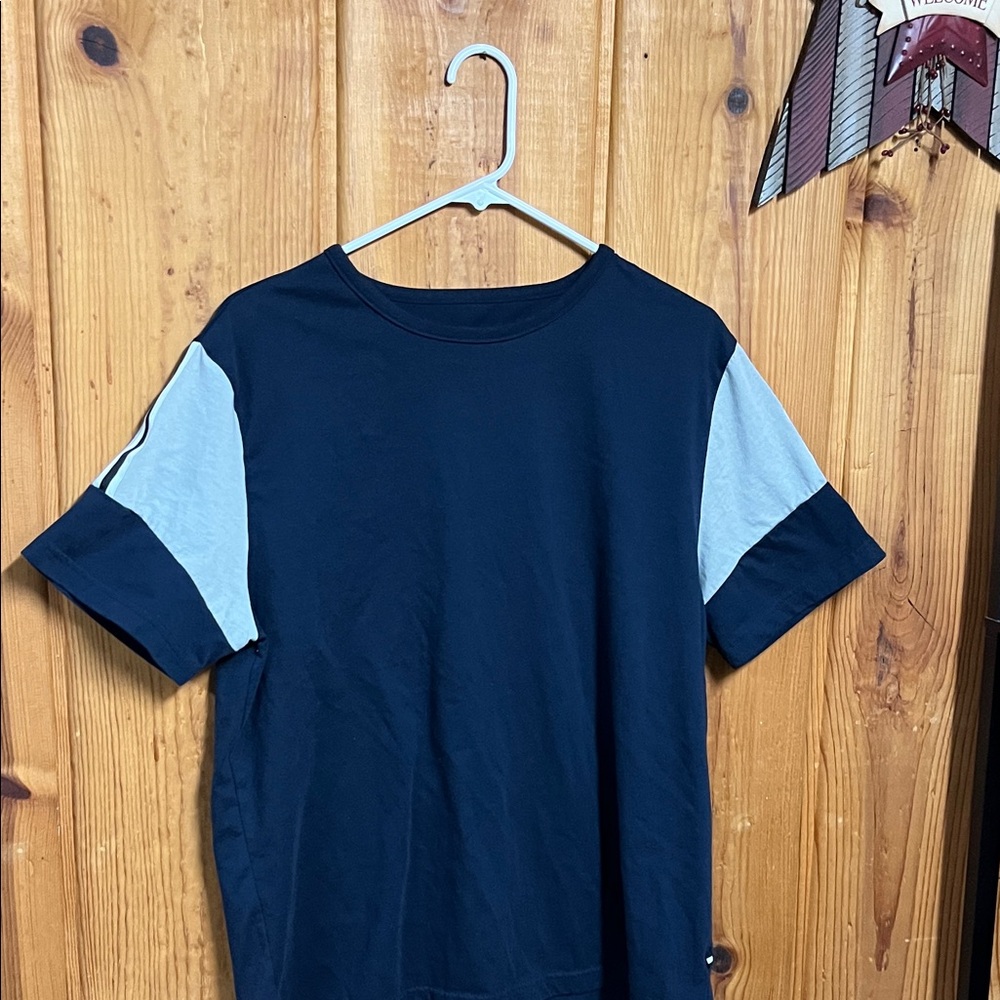 Men's Navy and Light Gray Colorblock T-Shirt